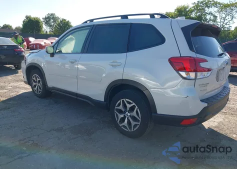 2022 Subaru Forester Premium из США, поврежденный, VIN JF2SKADC0NH492763